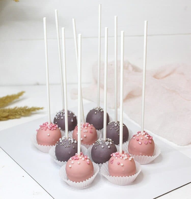 Kids’ Party Cake Pops • Colorful & Fun for Little Guests-2