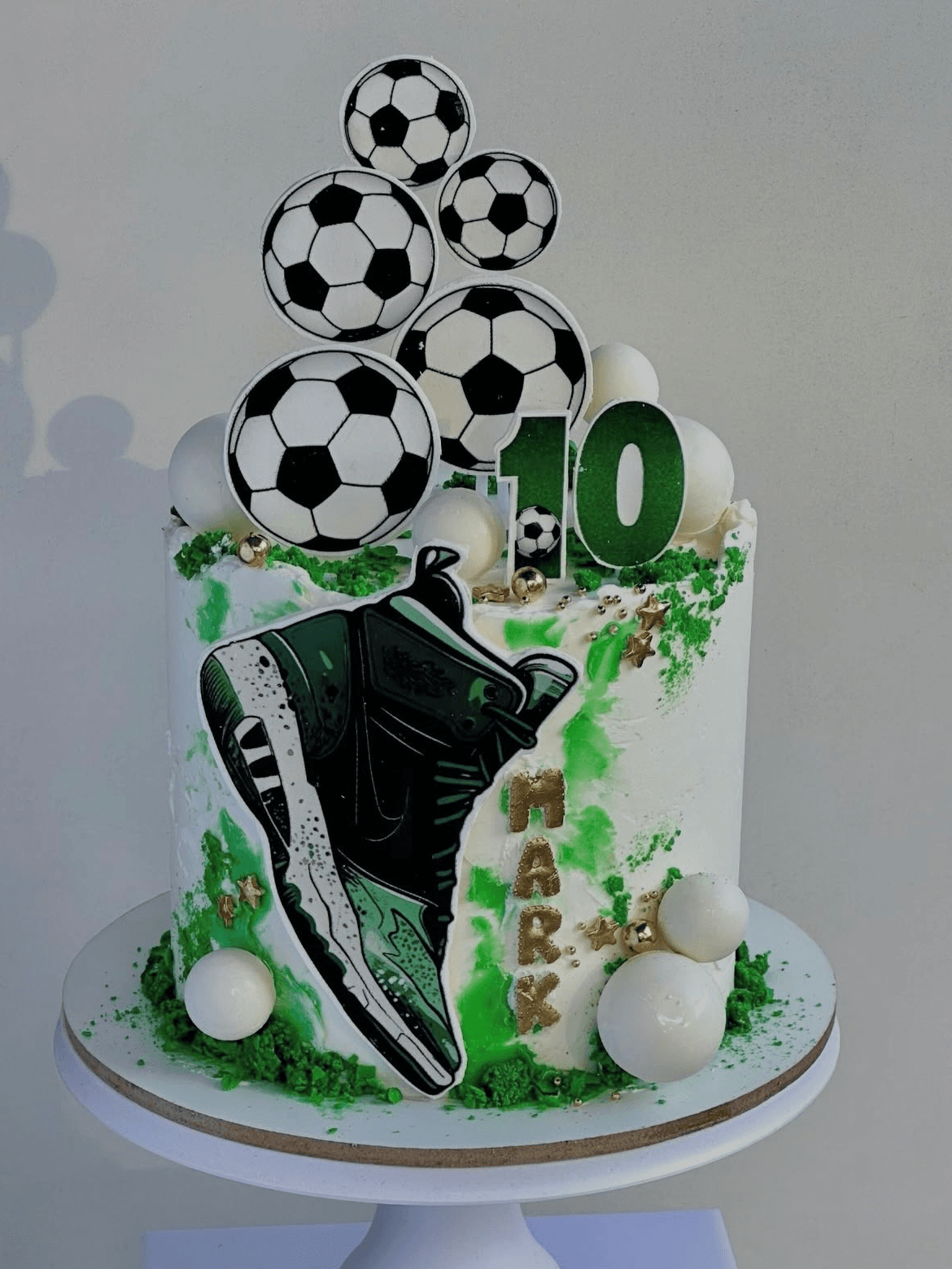 Custom Cake-5